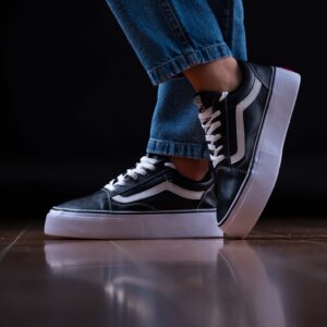 Zapatilla Art Vans alta Cuero