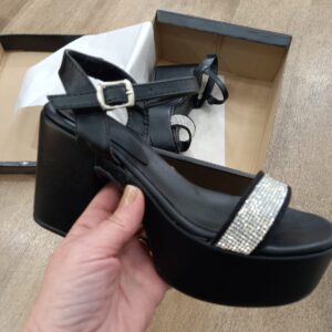 Sandalia Art Gales Cuero-
